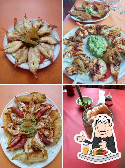 Еда в "Tacos y Cocteles el Bony"