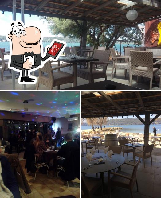 La Digue pub & bar, Saint-Chamas - Restaurant reviews