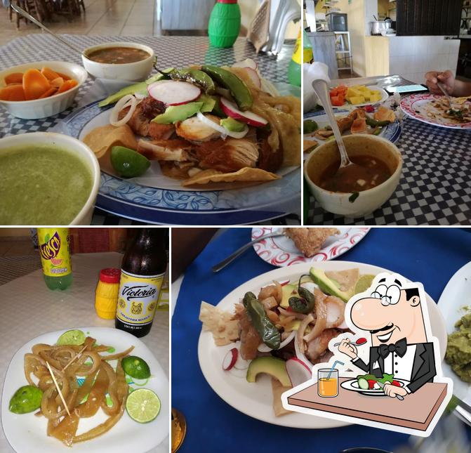 Food at El Chaparral Don Pedro