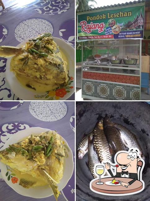 Food at Pondok Lesehan Rajang Gulai Ikan gariang