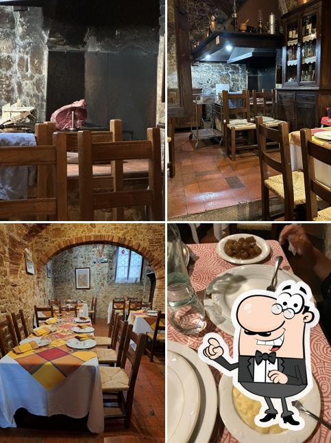 Gli interni di Taverna Del Vecchio Borgo