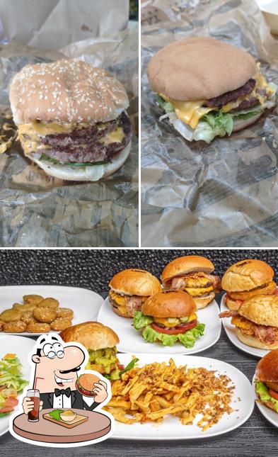 Try out a burger at Les Saveurs Du Maghreb