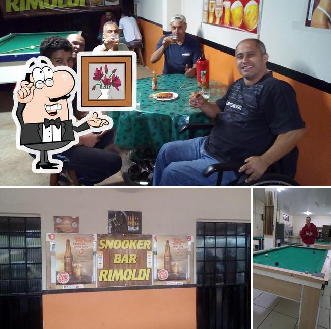 O interior do Snooker Bar Rimoldi