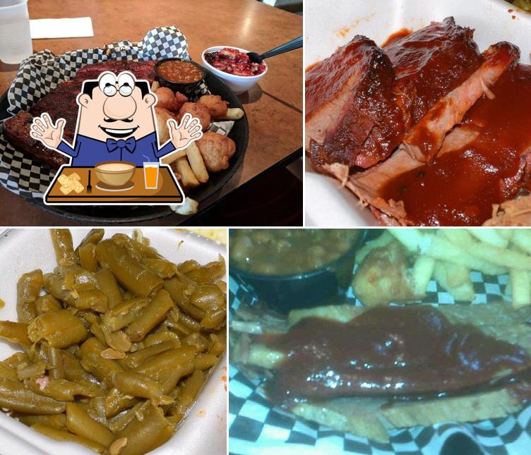 Meals at Checkered Pig BBQ and Ribs