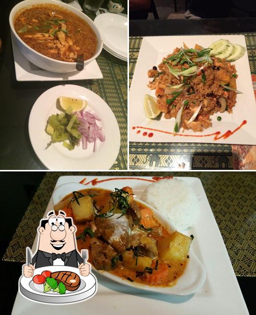 Moms Thai House In Manteca Restaurant Menu And Reviews 7436