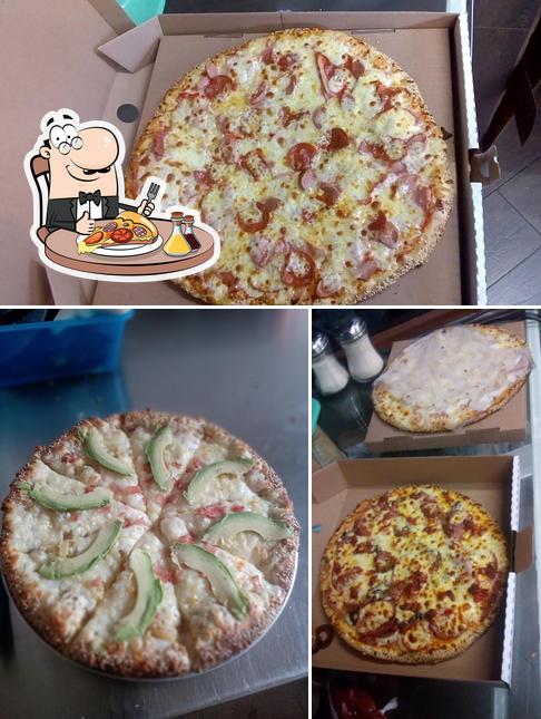 Prueba una pizza en Pizza 2000