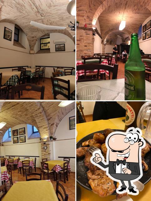 Check out how Trattoria La Tavernetta Da Ianni looks inside