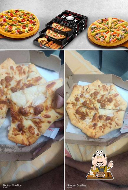 Order pizza at Pizza Hut