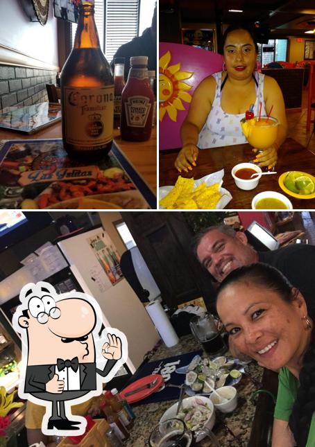 Look at this image of Las Islitas Mexican Bar & Grill