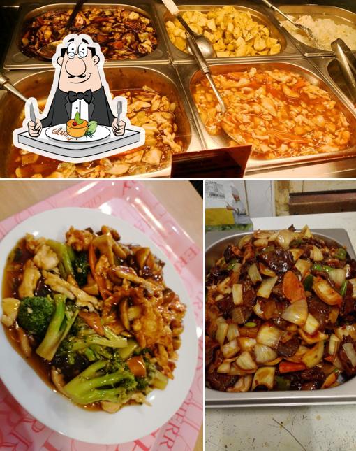 Еда в "OK kínai büfé"