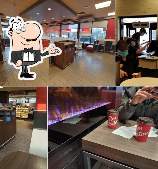 L'intérieur de Tim Hortons