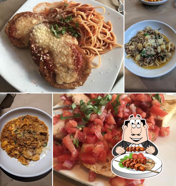 Еда в "Pomodori Italian Eatery"