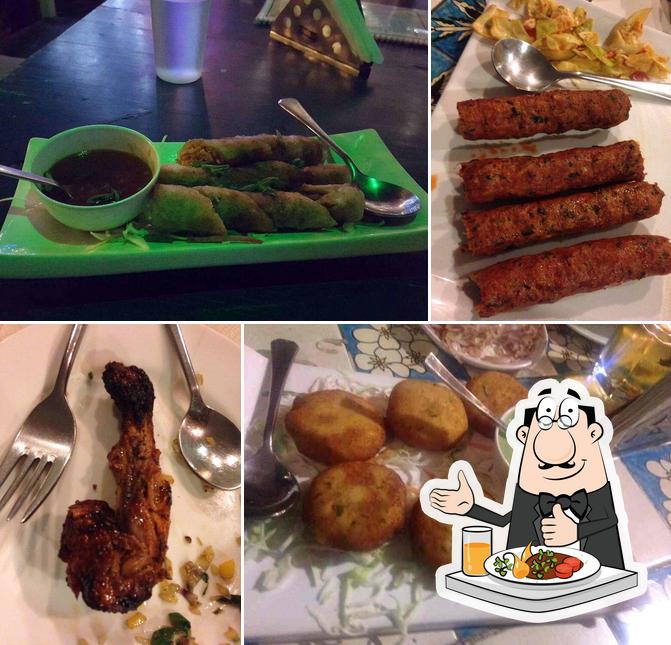 Meals at VANDEEZ TADKA