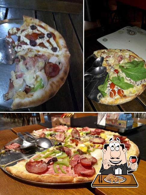 Escolha pizza no Pizzaria Sangiorgio