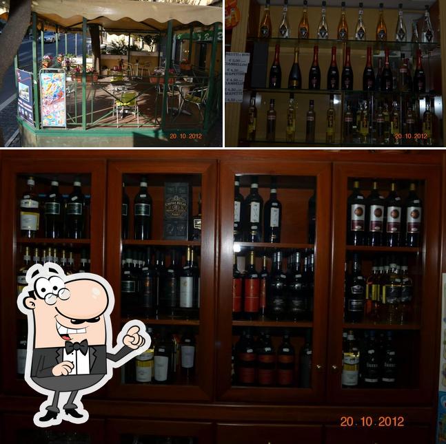 Bar Pasticceria Roma si caratterizza per la interni e bevanda