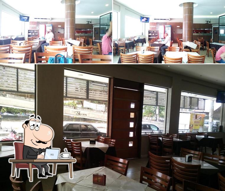 Veja imagens do interior do Miguelito Grill