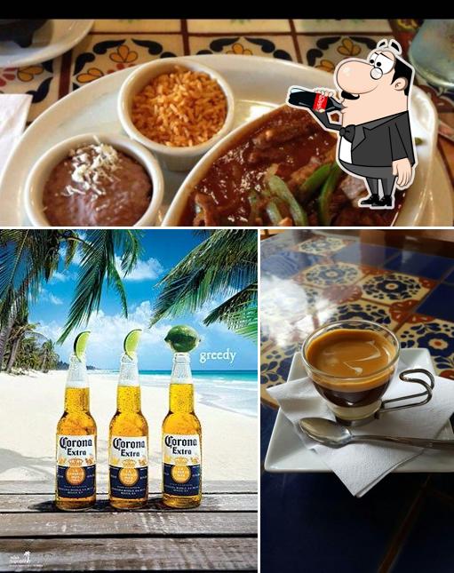 Напитки и еда в El Rancho Grande Mexican Restaurant Kendall