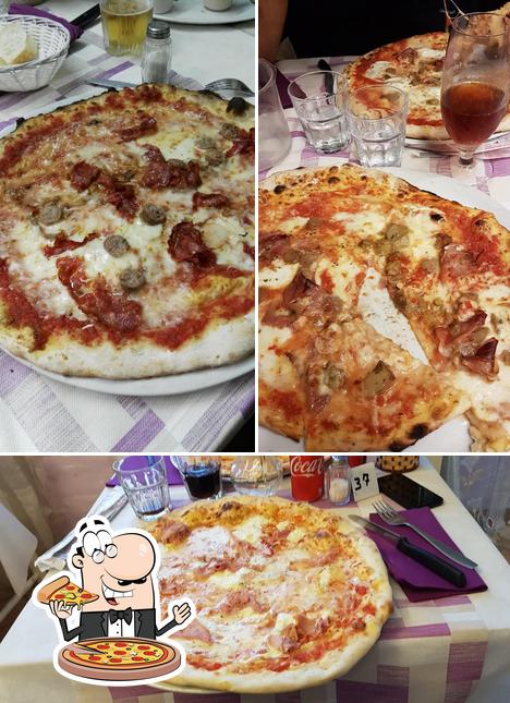 Commandez des pizzas à Ristorante dell'Olmo