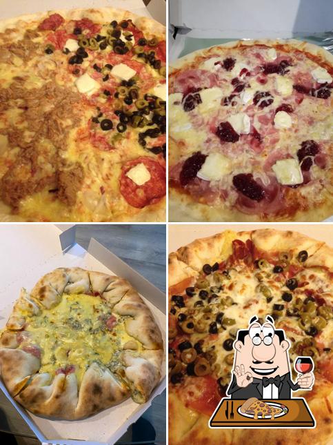 Order pizza at Pizza Fati