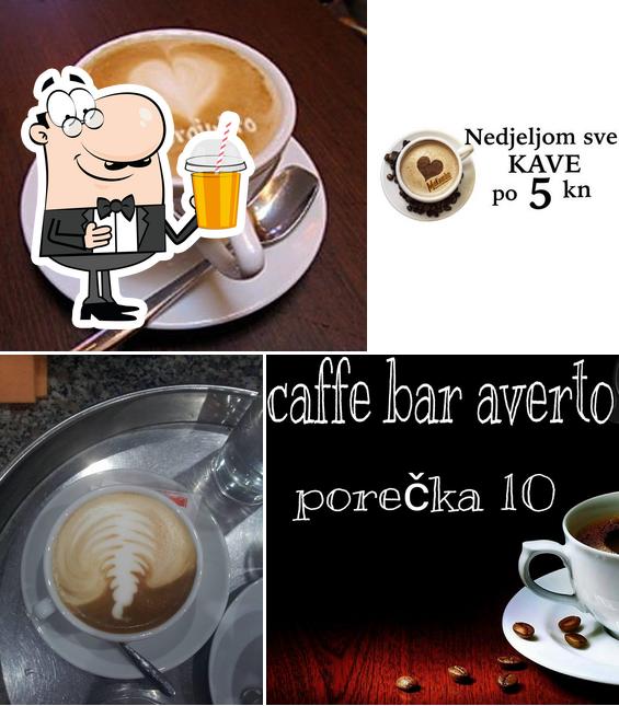 Goditi un drink a Caffe Bar Averto