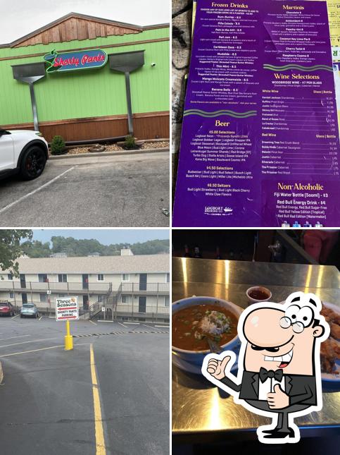 Взгляните на изображение паба и бара "Shorty Pants Lakeside Cajun Restaurant & Marina"