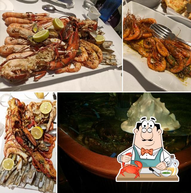 Get seafood at Dopazo Restaurante Marisquería
