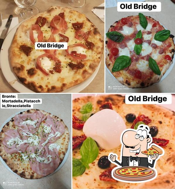 Ordina una pizza a Old Bridge
