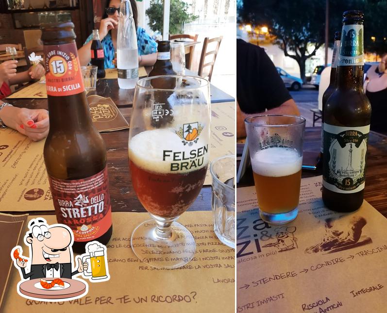 Puoi prenderti un rinfrescante bicchiere di birra chiara o scura