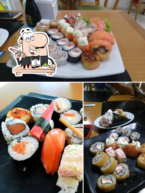 Pide uno de sus distintos tipos de sushi