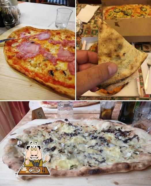 Prenditi una pizza a Ristorante Pizzeria Al Belvedere