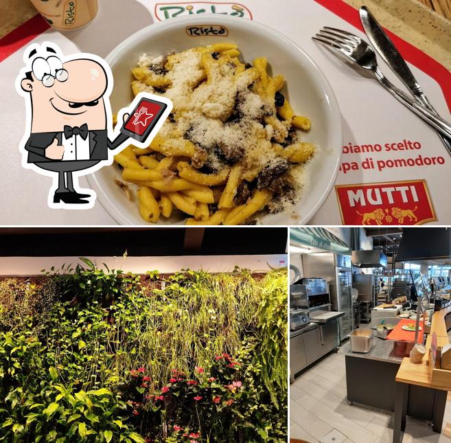 La foto della esterno e cibo di Ristò - Milano Portello