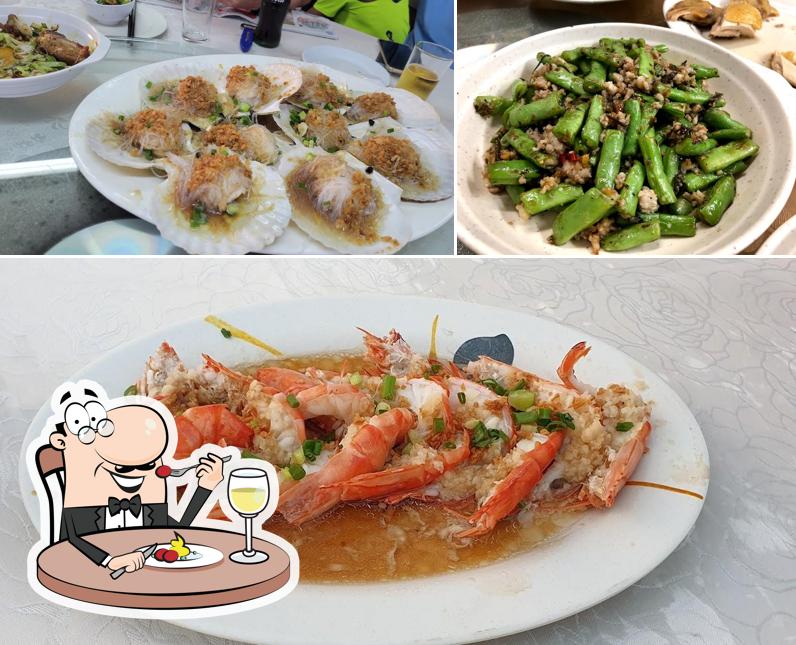 Comida en Wah Tao Seafood Restaurant