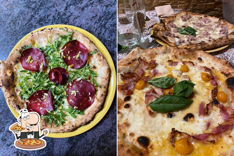En La Piazzetta, puedes saborear una pizza
