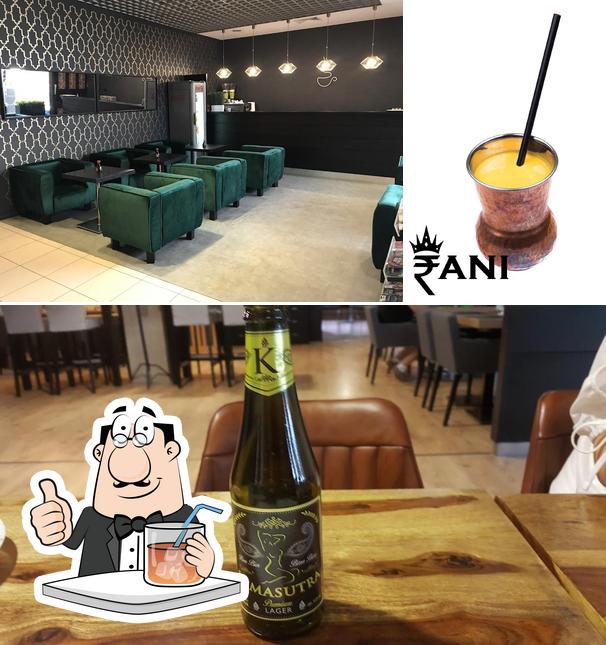 Las imágenes de bebida y interior en Rani Indian Restaurant - Indyjska Restauracja - LUBLIN