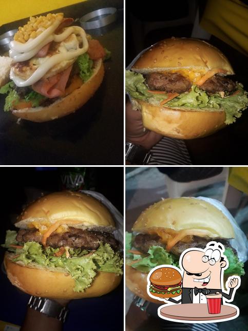 Delicie-se com um hambúrguer no Fabiano Burguer