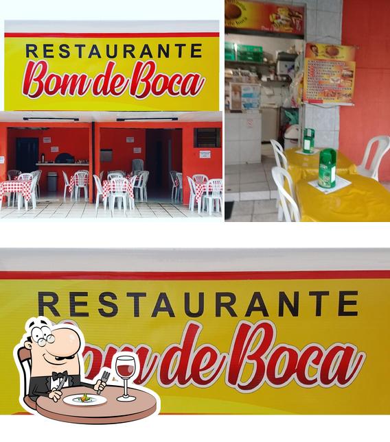 A Restaurante Bom de Boca se destaca pelo comida e interior