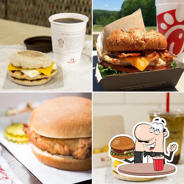 A Bite of the South: Reviewing the Hamburguesa Chick-fil-A