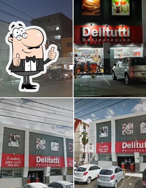 See this picture of Delitutti Delicatessen