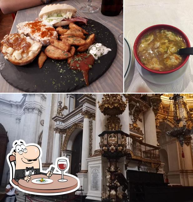 Estas son las imágenes donde puedes ver comida y exterior en Restaurante Chino