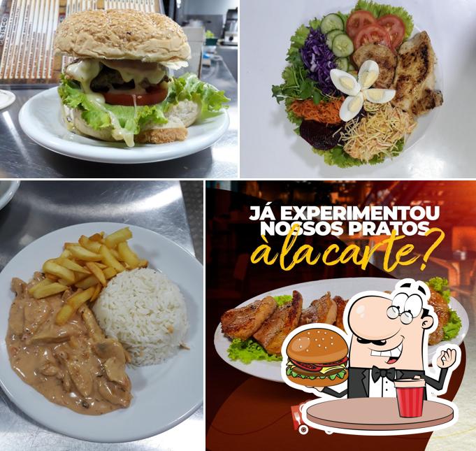 Peça um hambúrguer no Grillfoodtruck/D'casa grill