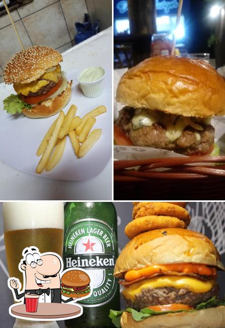 Peça um hambúrguer no Dinners Burger