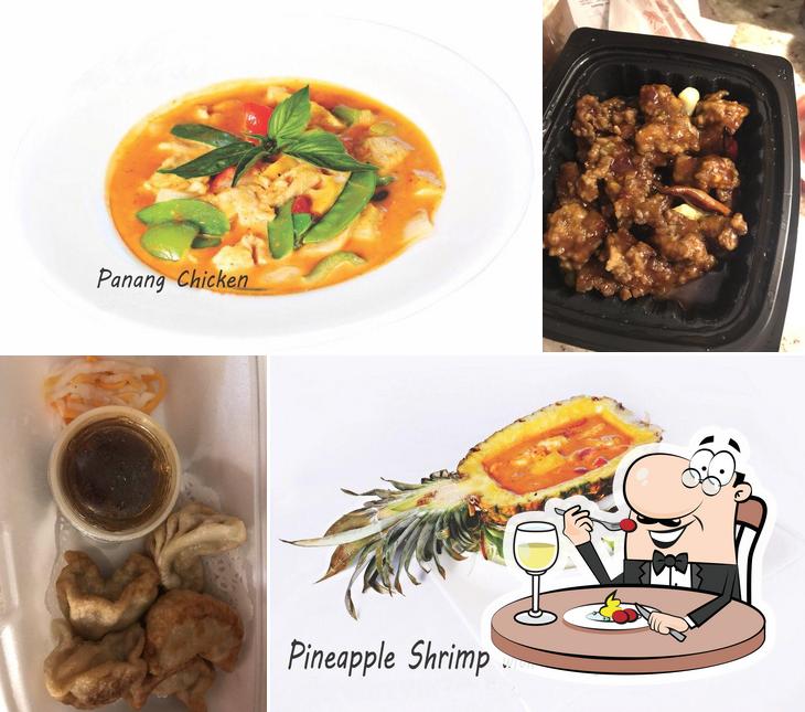 Еда в "Jin's Asian Bistro"