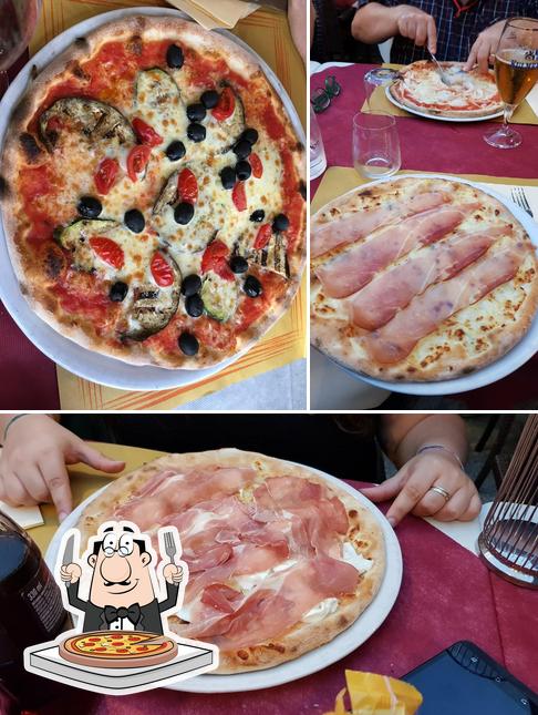 Scegli una pizza a D'Agathae • da Sandro e Pina