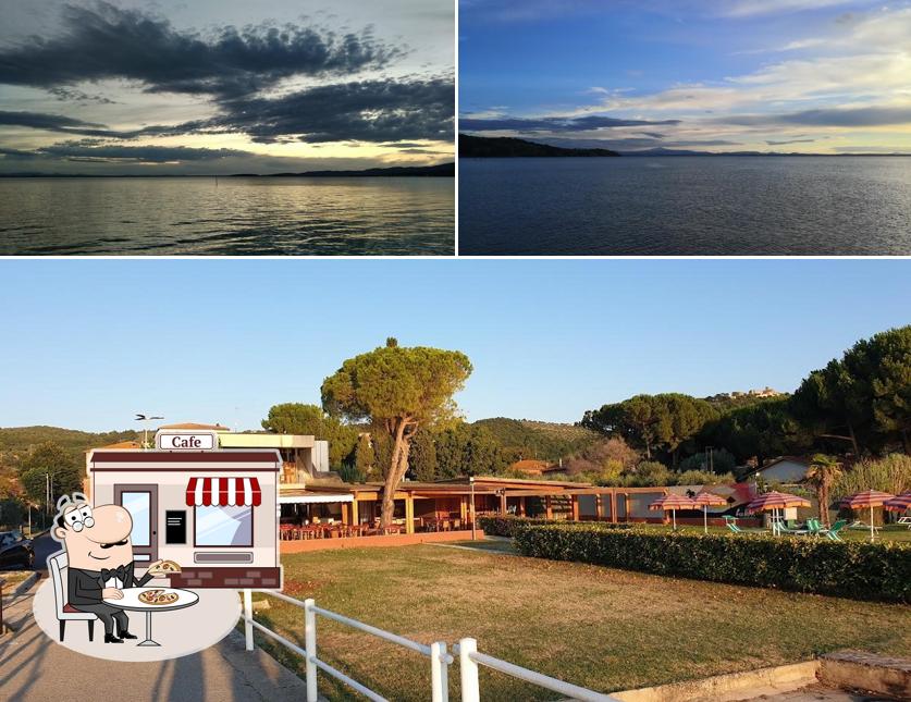 Goditi la vista dall'area esterna di Ristorante Il Pontile