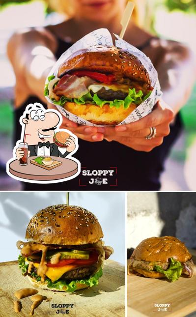Commandez un hamburger à Sloppy Joe