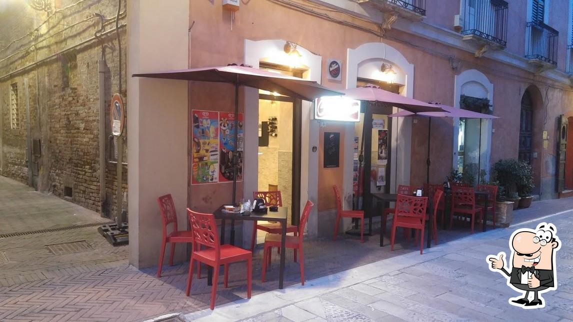 Vea esta imagen de Caffè del Corso di Quattrogi srls
