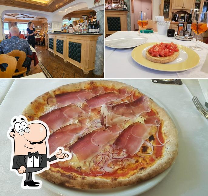 Pizzeria Caterina - Corvara si caratterizza per la interni e cittadini