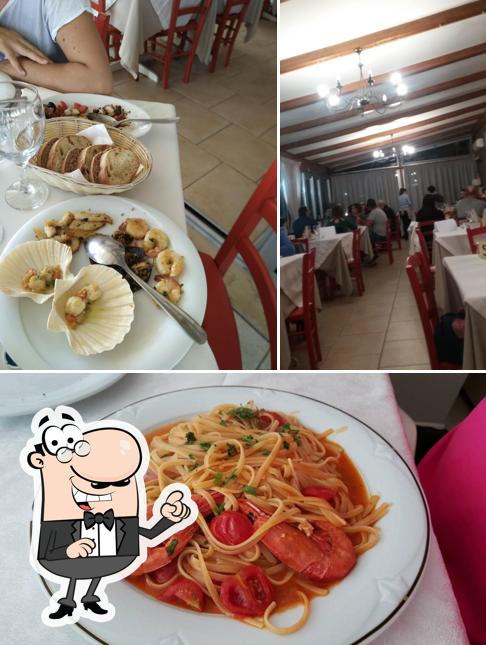 Guarda la immagine che mostra la interni e cibo di Ristorante La Passeggiata