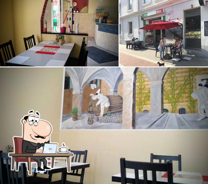 L'intérieur de PIZZERIA TONINO