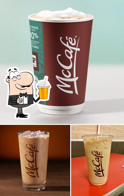 Profitez d'un verre à McDonald's